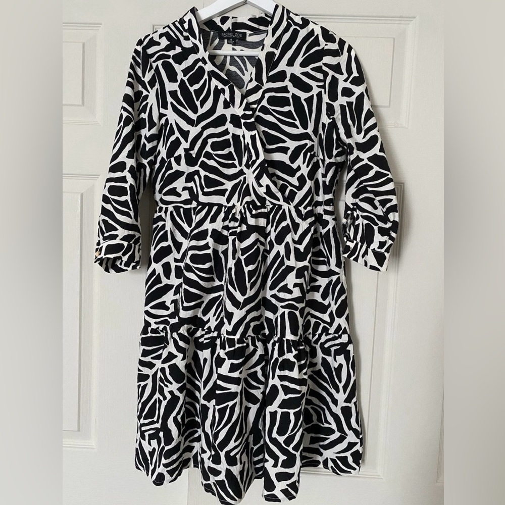 Rachel Zoe Black and White Abstract Tiered Dress XS